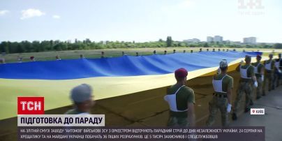 Новини України: в Києві відбувається репетиція військового параду до Дня Незалежності