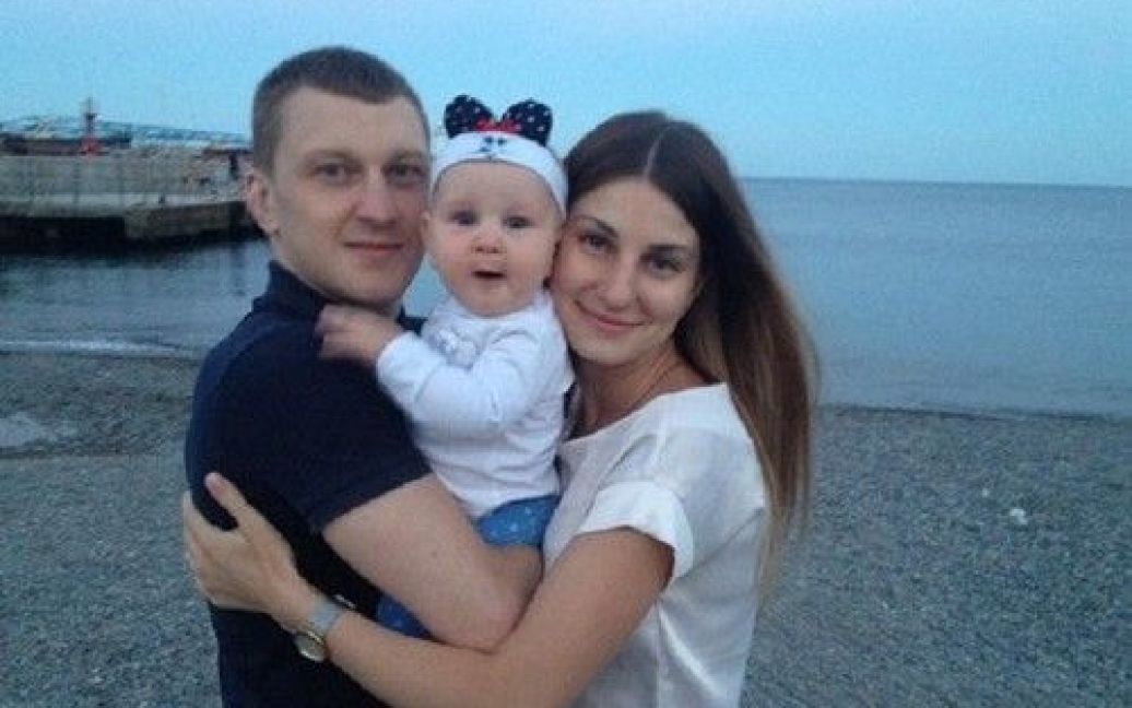 В аварии погиб Антон Самчук и его 2-летняя дочь. / © reporter-ua.com