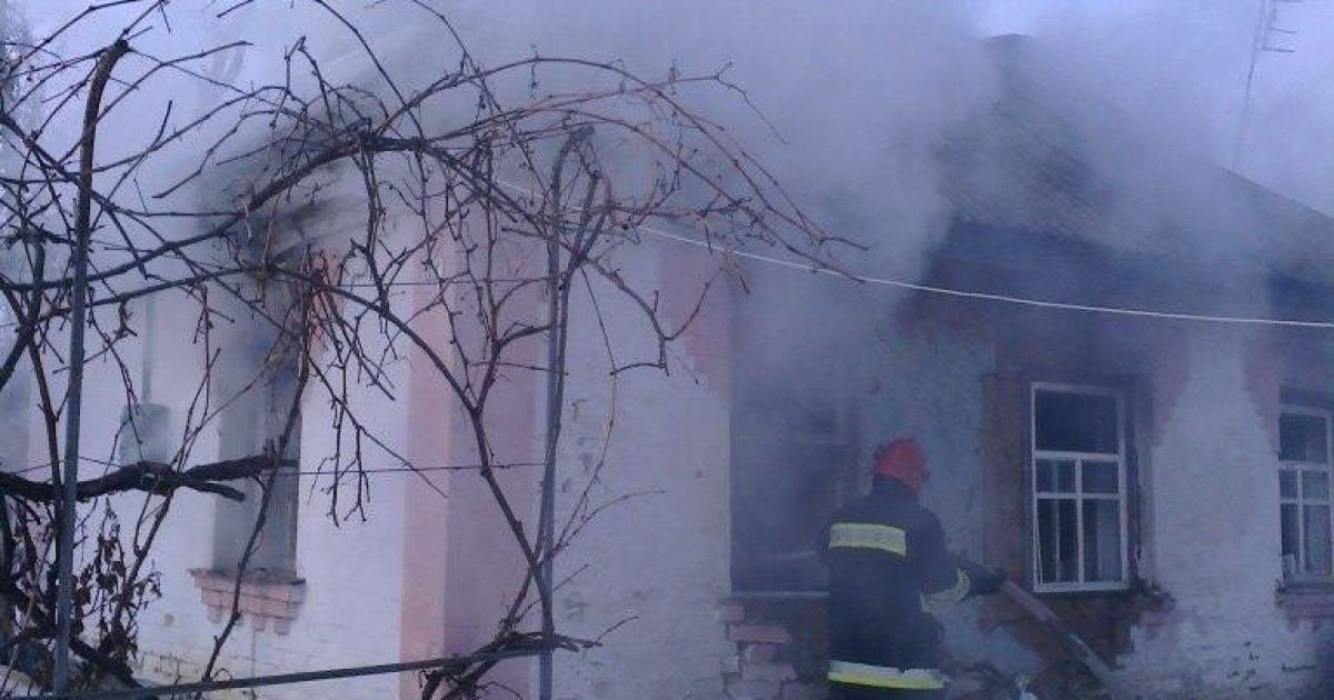 В результате взрыва газа в доме повылетали окна, двери и упали стены / © Facebook/Управление ДСНС в Черкасской области