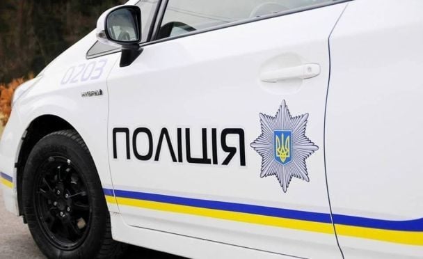 У Миколаєві зі зруйнованої будівлі ОВА стрибнув хлопець: що відомо