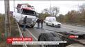 Фура на дорозі: майже добу вантажівка блокує рух довкола Києва