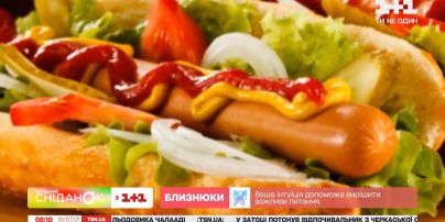Святкуємо День хот-дога у студії ранкового шоу "Сніданок. Вихідний"