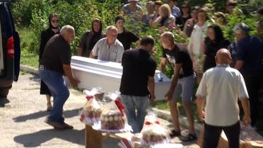Її вбила російська ракета! Збиралися на зустріч випускників, а довелося йти на похорон!