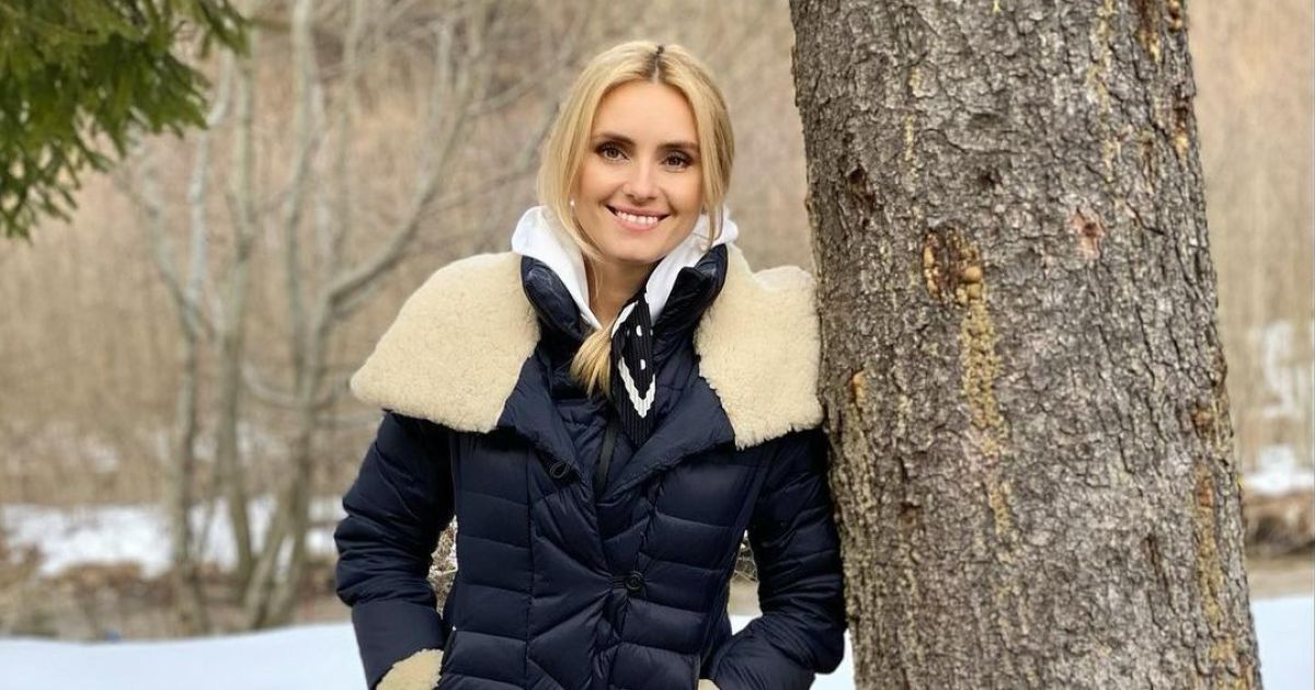 Ирина Федишин ошеломила видео, как качает пресс, вися вниз головой