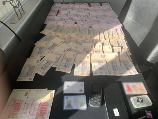 "Здавали в оренду" нереальне житло: в Україні спіймали шахраїв, які "наживалися" на переселенцях