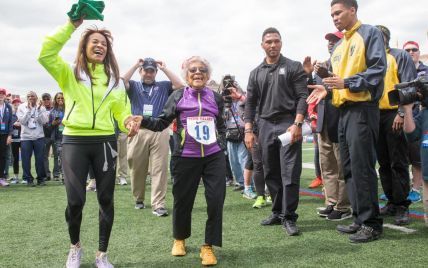 100-річна американська бабця побила світовий рекорд на "стометрівці"