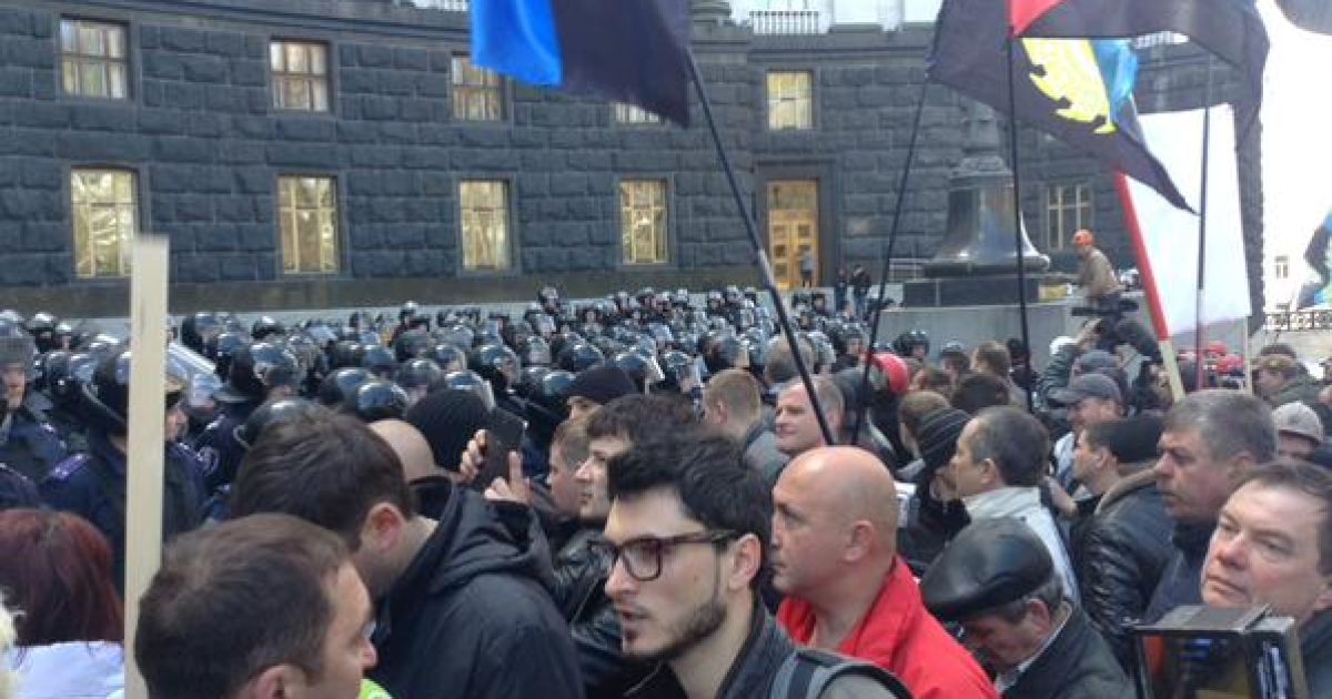 Шахтарі протестують під Радою / © twitter.com/ostro_v