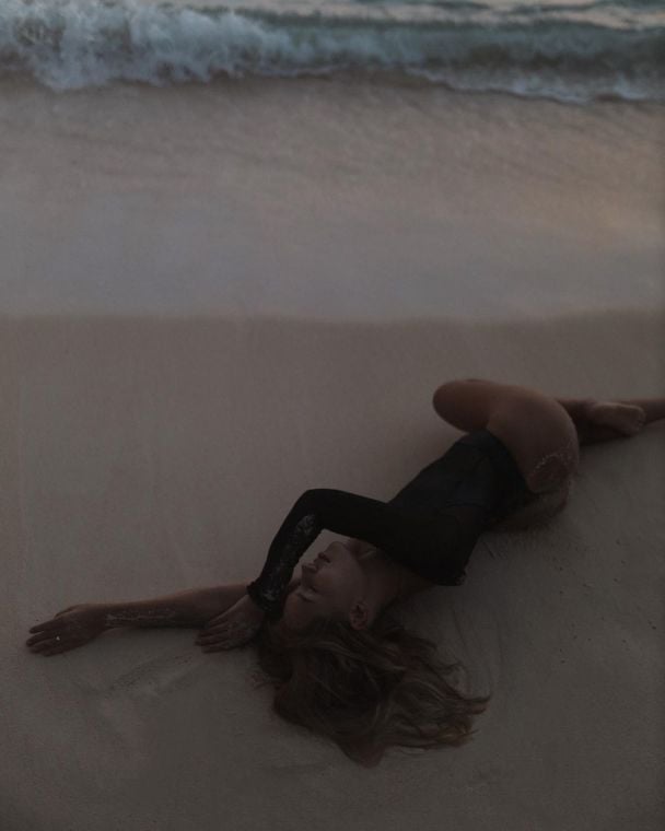 Даша Квиткова в купальнике / © instagram.com/kvittkova