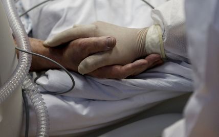 Смерть пациентов на ИВЛ под Львовом: в больнице работает комиссия, родственники умерших говорят о халатности