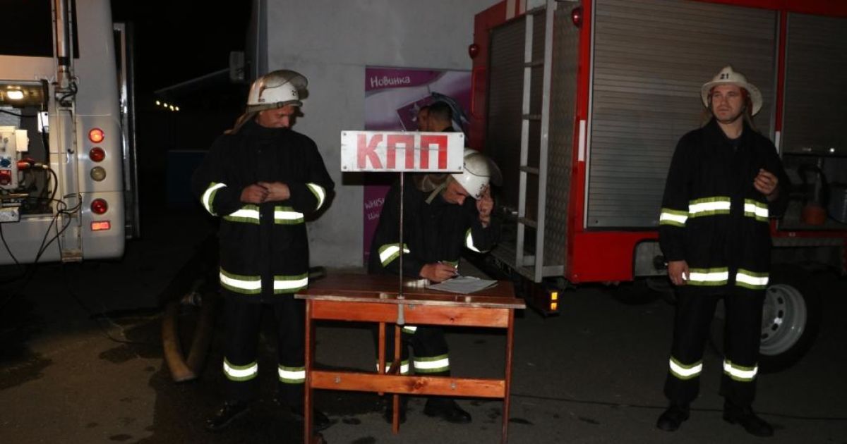 пожежа на складі в Києві_5 / © Управление ГСЧС Киева