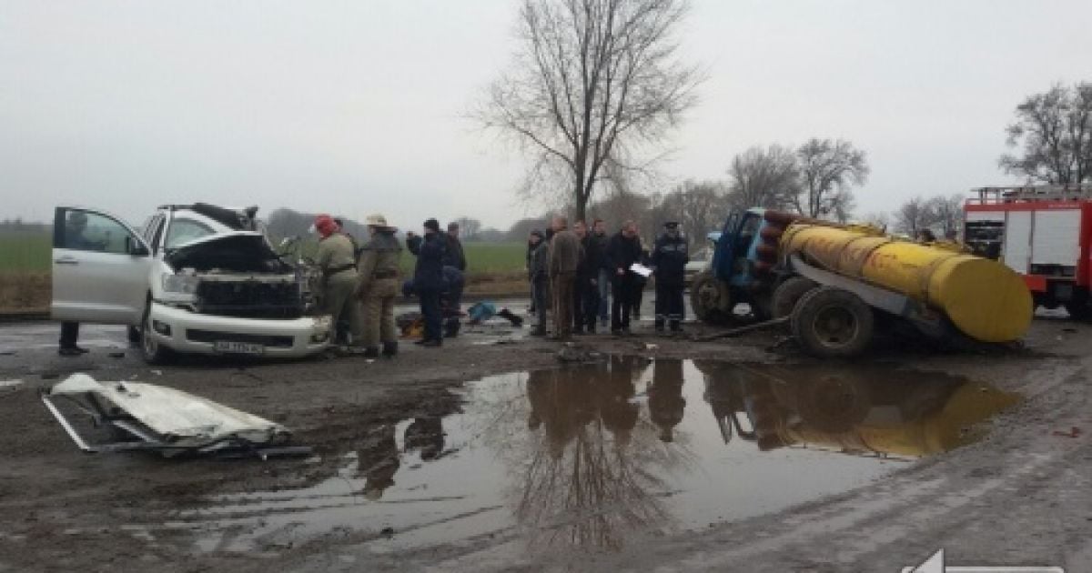 Автомобиль Кузьмы врезался в молоковоз