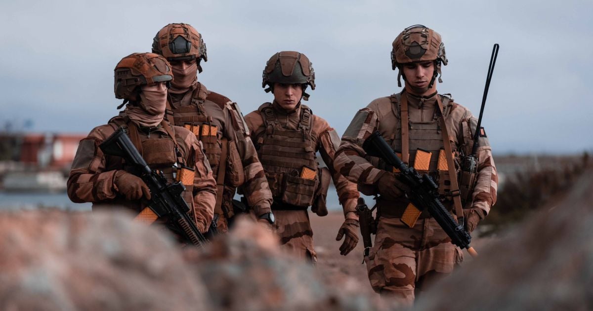 Украинские военные на учениях во Франции. Фото: Twitter/Sebastien Lecornu