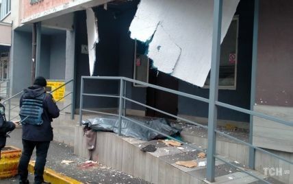 Мыла окна? В Киеве женщина выпала с высоты 17 этажа