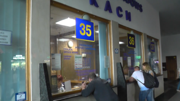 Скриншот из видео Хапуга.UA