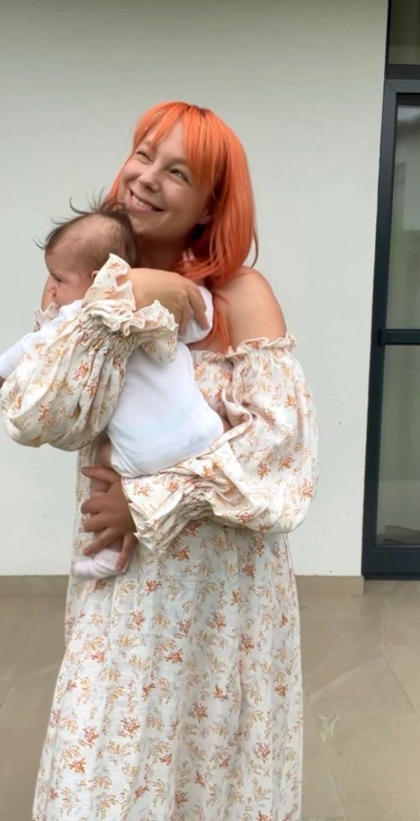 Светлана Тарабарова с младшей дочерью / © instagram.com/tarabarova