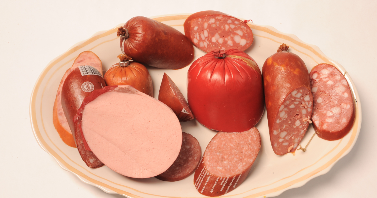 Як відкрити ковбасу, щоб вона не завітрилася