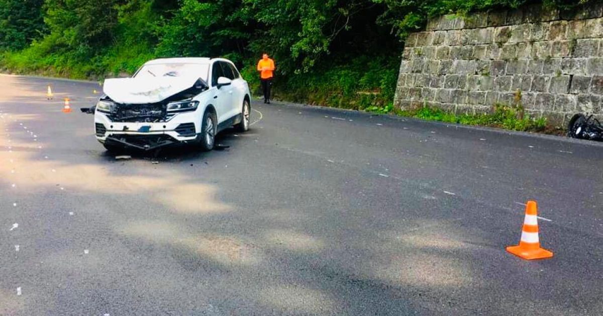 Пьяный водитель выехал на встречную и сбил: в карпатском курортном городке погибла 32-летняя киевлянка (фото)