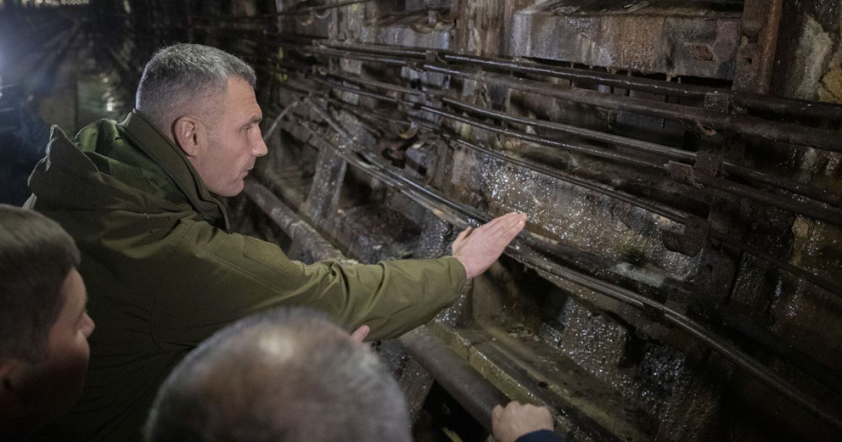 Тунель на ділянці синьої гілки метро між станціями "Теремки" – "Деміївська" / © КМДА