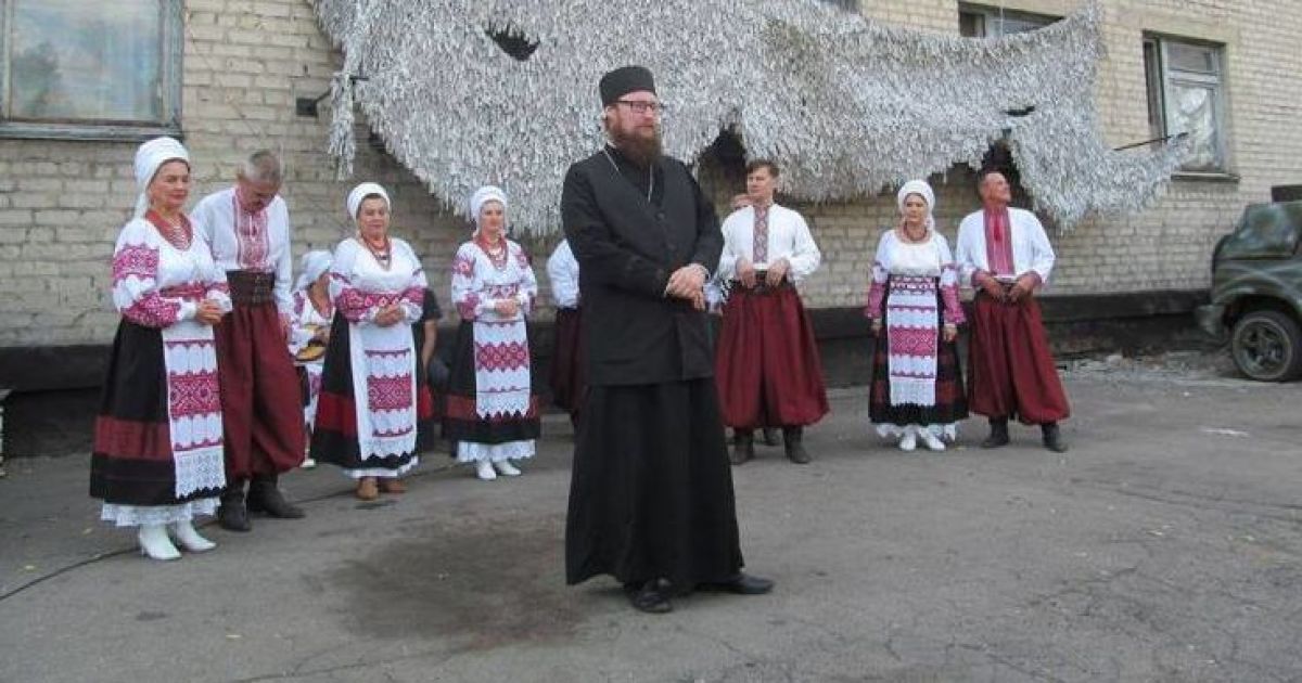 У церкві Запоріжжя стався скандал через священика, який заговорив українською