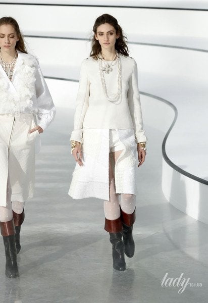 Колекція Chanel прет-а-порте сезону осінь-зима 2020-2021 / © East News