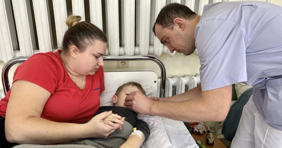 У ребенка дермоидная киста была достаточно большой и расположена в участке переносицы. Фото: Центр детской медицины. Больница "Охматдет"