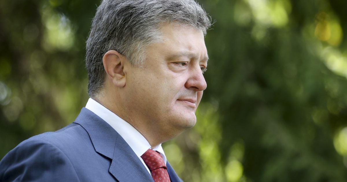Порошенко назначил послов Украины в пяти странах