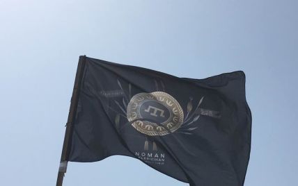 На "Чонгарі" підняли прапор кримськотатарського батальйону