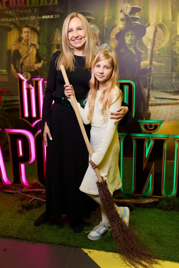 Ольга Федорущенко з донькою/Фото David Neparidze