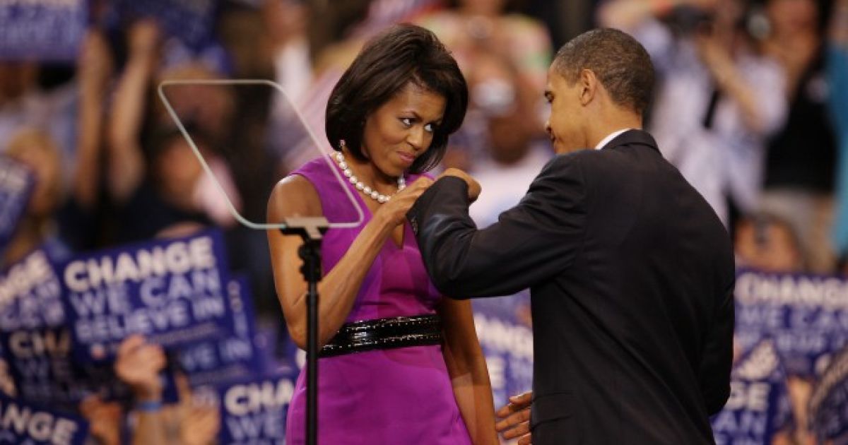 Барак и Мишель Обама 23 года вместе. / © The Yolanda Adams Morning Show