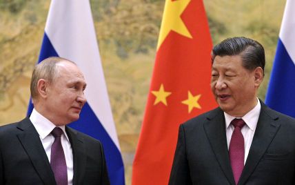 Клімкін: Китай має плани на російські землі, коли РФ "посиплеться"