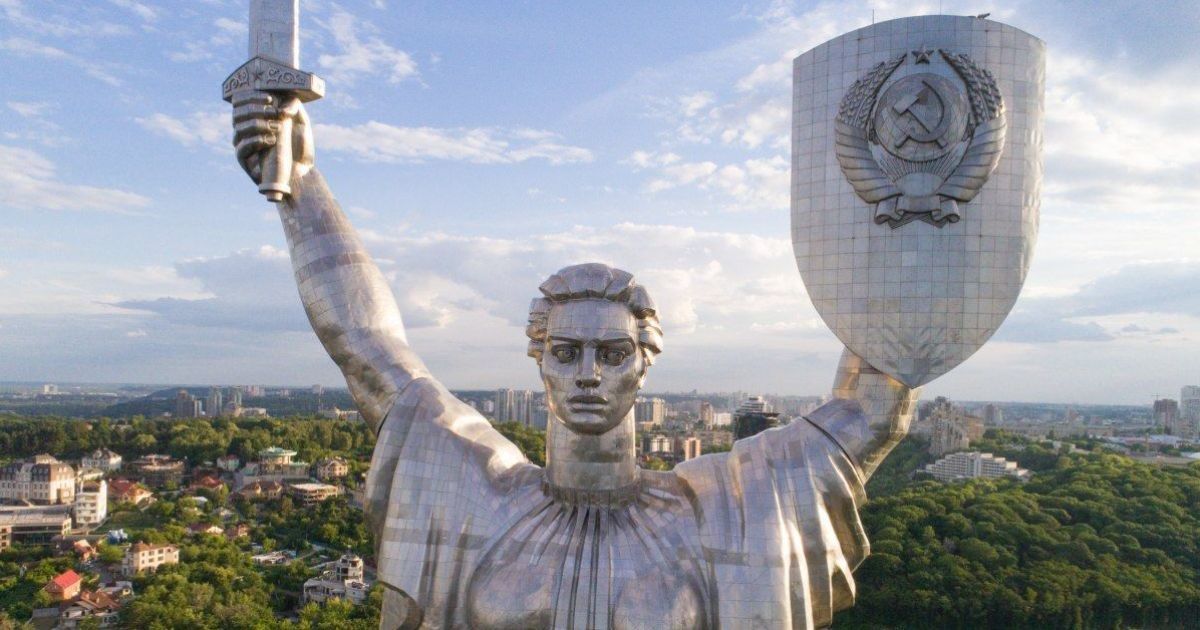 В 2020 году советский щит "Родины-матери" могут демонтировать - Дробович