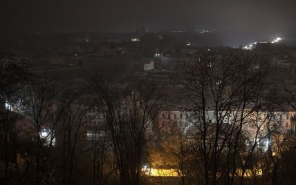 В Киеве приближаются к нормальным графикам отключений света: в YASNO посоветовали, как ускорить процесс