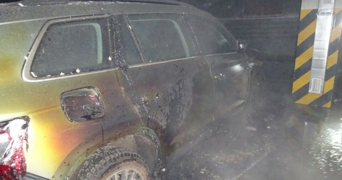 пожежа паркінг_2 / © ГУ Национальной полиции Украины в городе Киеве
