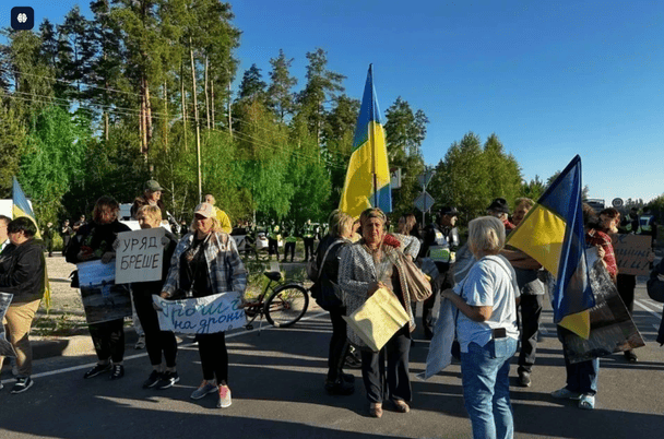 Протесты активистов в Мархаловке / © elle.rs