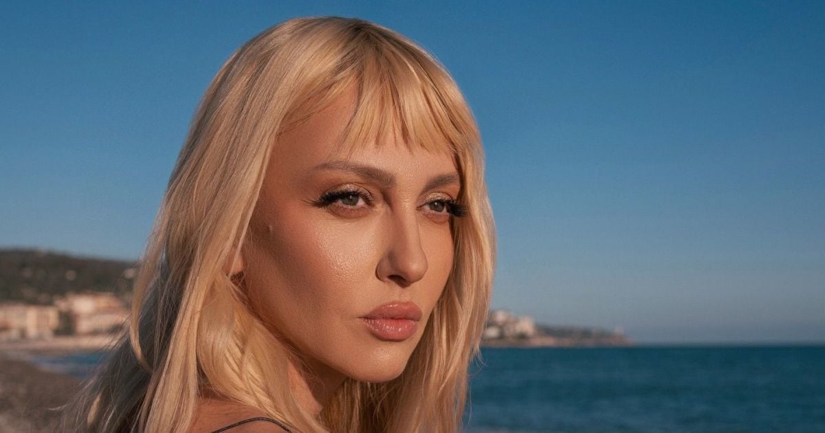 Оля Полякова