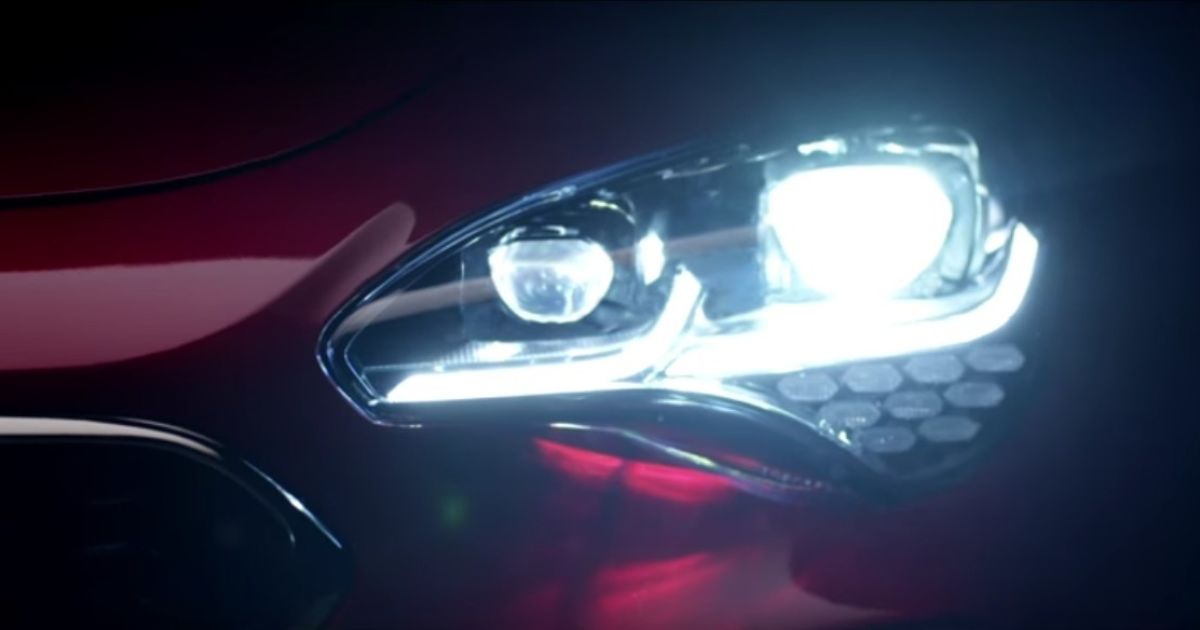 Kia показала видеотизер новой спортивной модели