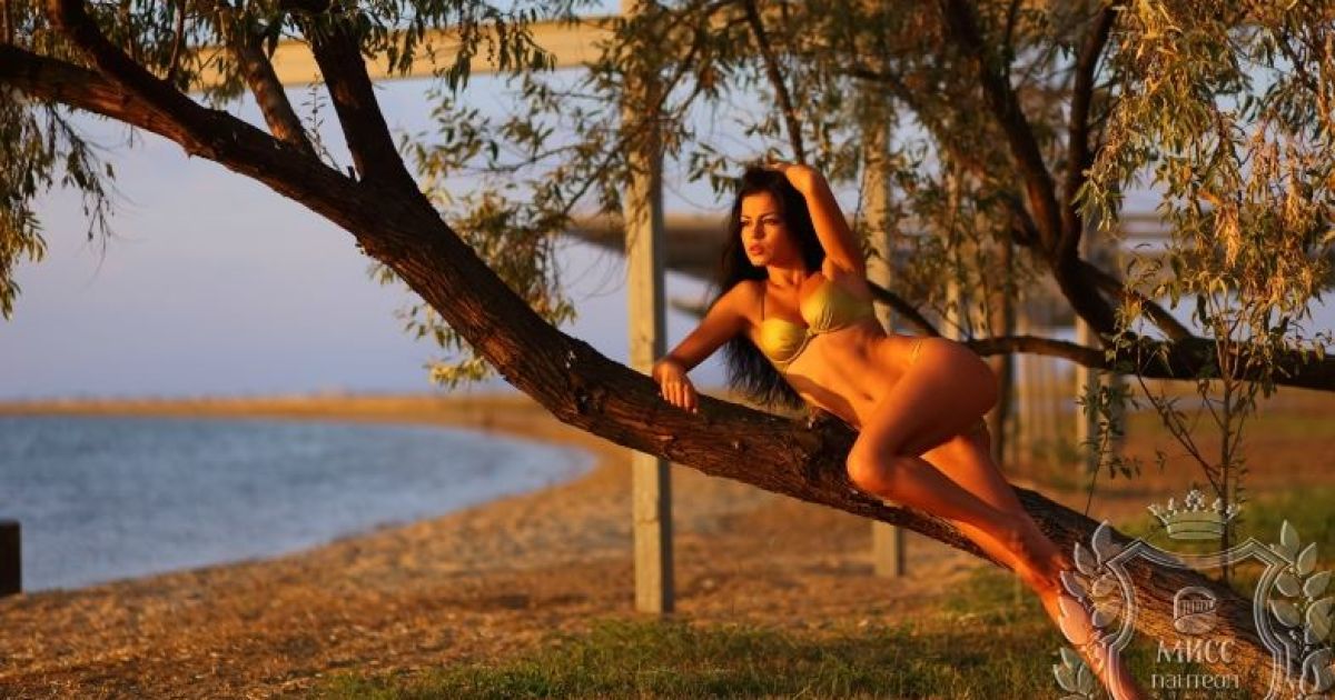 Прокопенко не скрывает стройную фигуру / © Сайт "Мисс Olymp"