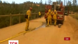 Лесные пожары продвигаются по Калифорнии со скоростью 8 км в день
