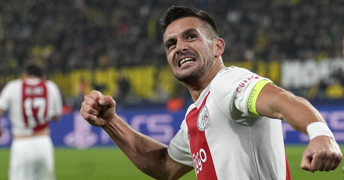 Форвард "Аякса" превзошел достижение Месси, которое держалось 10 лет