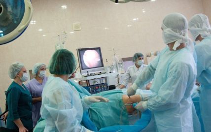 Украинским врачам официально разрешили ставить диагнозы и лечить пациентов по "Скайпу"