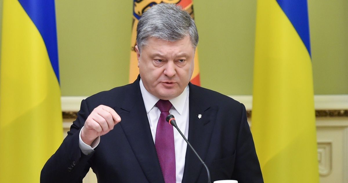 Порошенко хочет введения квоты для украинского языка на телевидении