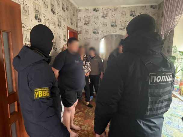Задержание одного из вымогателей / © http://dpsu.gov.ua/