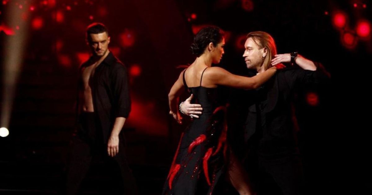 "Танці з зірками": Санта Дімопулос приголомшила пристрасним танго з Олегом Винником