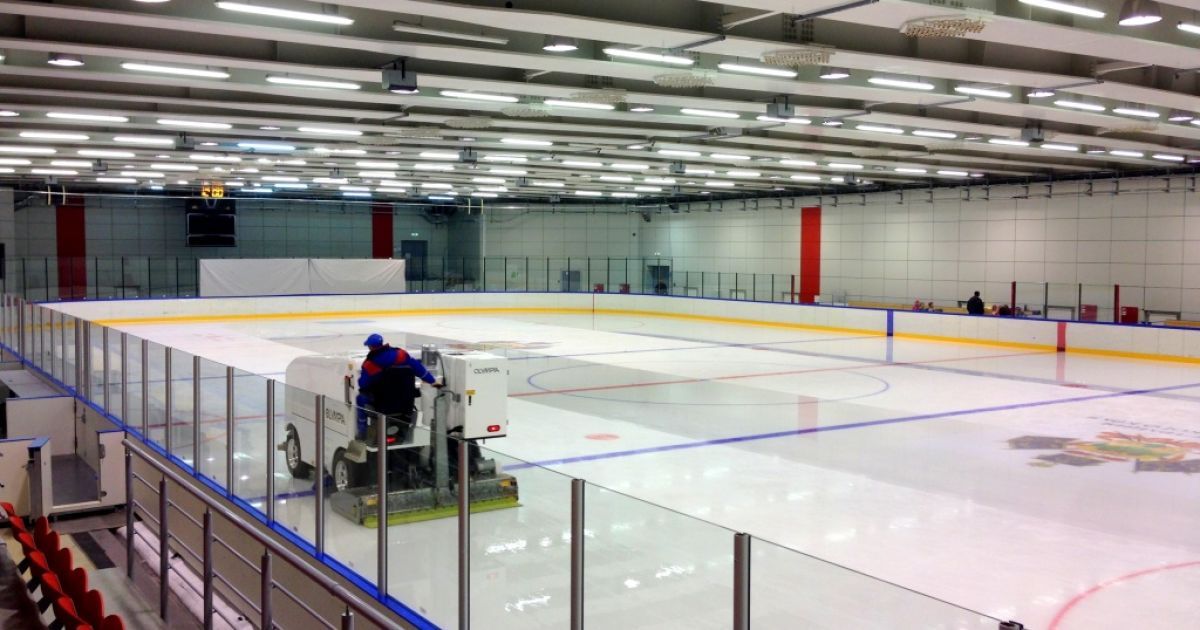 Хоккейный стадион