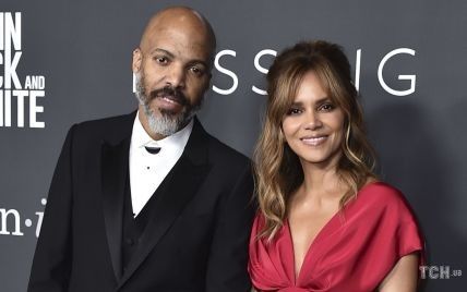 Голая Холли Берри фото, Обнаженная Halle Berry