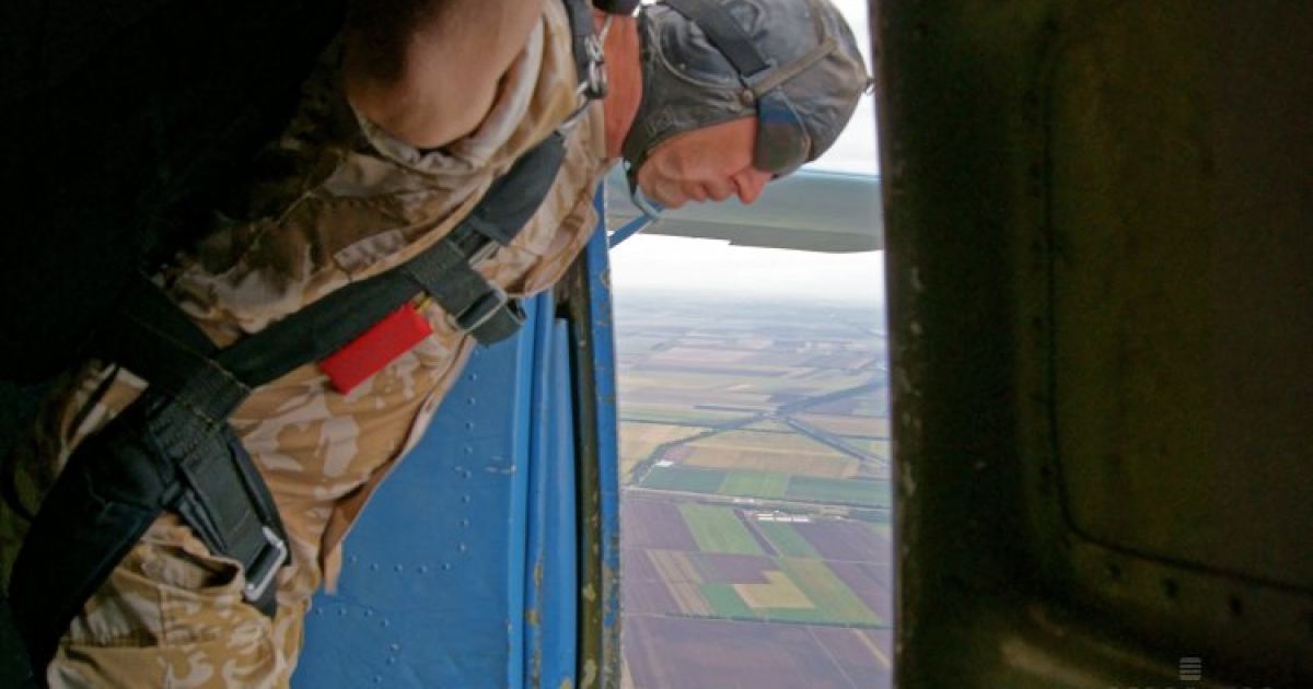 Военнослужащие во время учений по десантированию в рамках многонациональных военных учений Sea Breeze 2015 в Николаевской области / © УНИАН