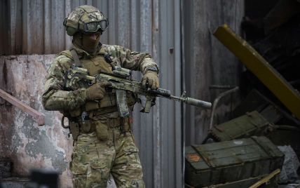 На Донецком направлении оккупанты идут в наступление и усилили обстрелы авиацией — Генштаб