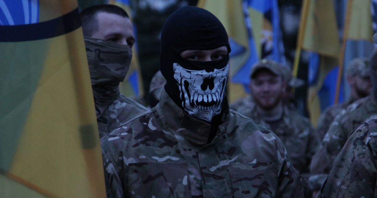 В Бердянске состоялся праздничный марш "Азова"