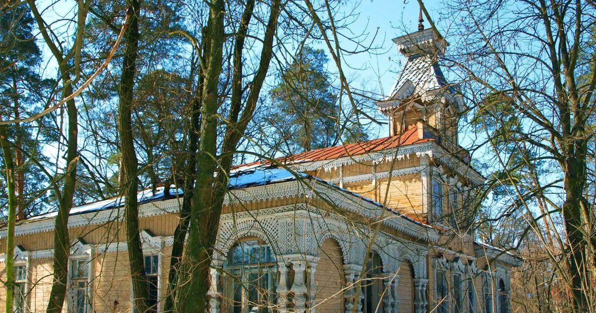 У Києві власника ”Дачі на Юнкерова” намагаються через суд змусити привести об’єкт до належного стану