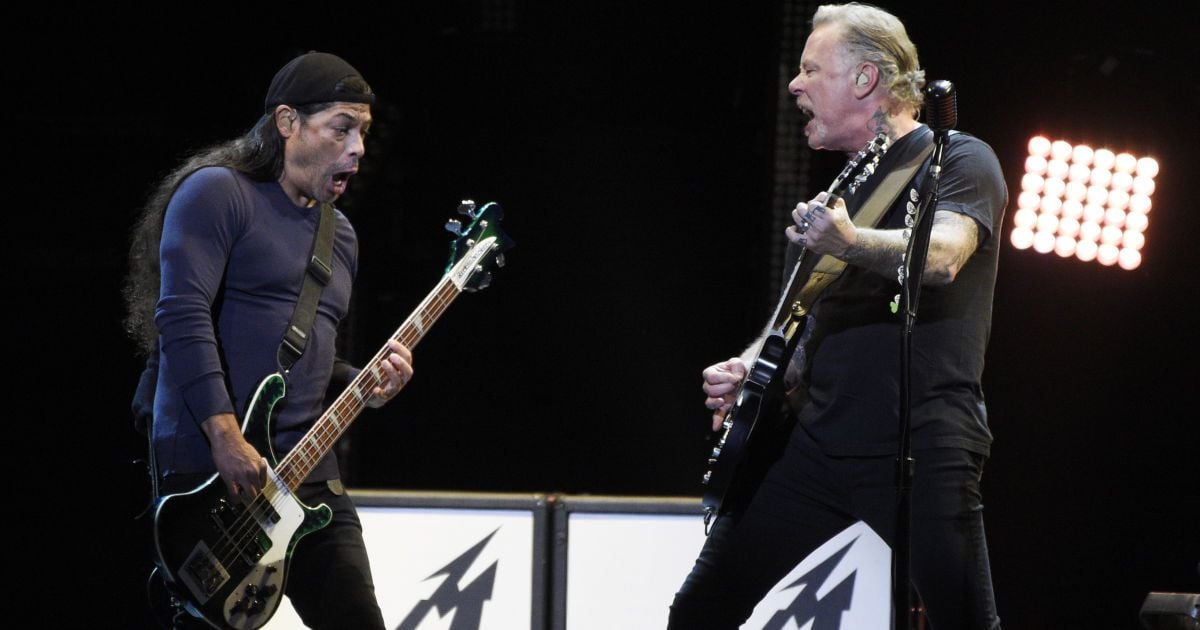 Metallica исполнила известную песню Виктора Цоя на русском языке